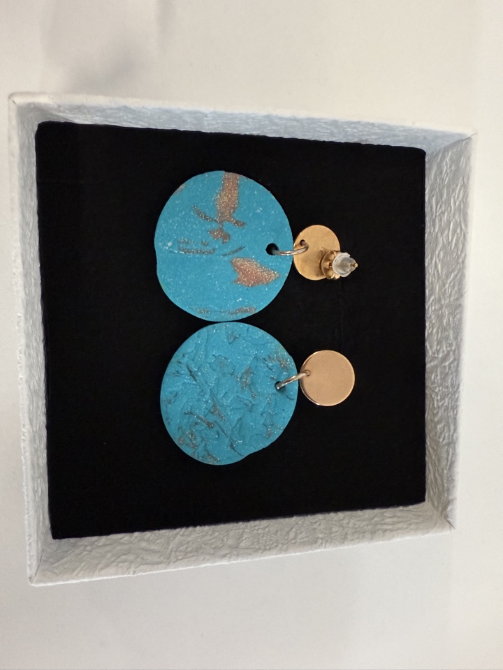 Handgemaakte oorbellen klei | blauw variant 2 - Afbeelding 2