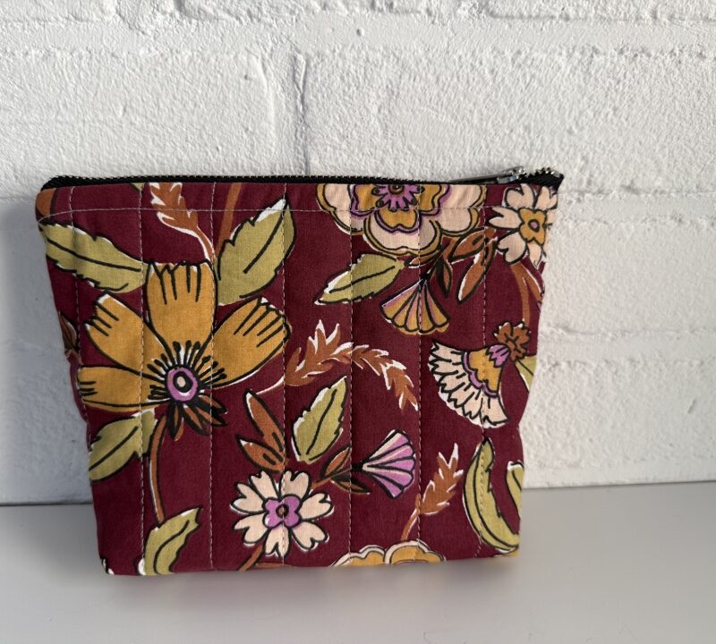 Floral Romance ,Handgemaakt make-up tasje. Afmeting: 19cm bij 17cm.