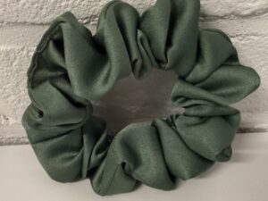 Scrunchis satijnstof lichtegroenen